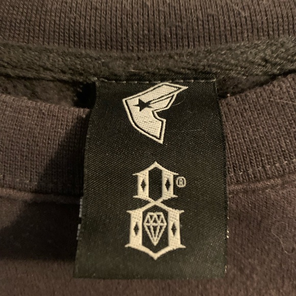 Rebel 8 Sweater - Size M - Picture 3 of 5